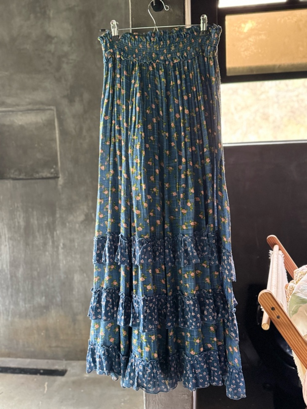 Free People Smocked Waist Floral Tiered Maxi Skirt NWOT - Picture 3 of 4